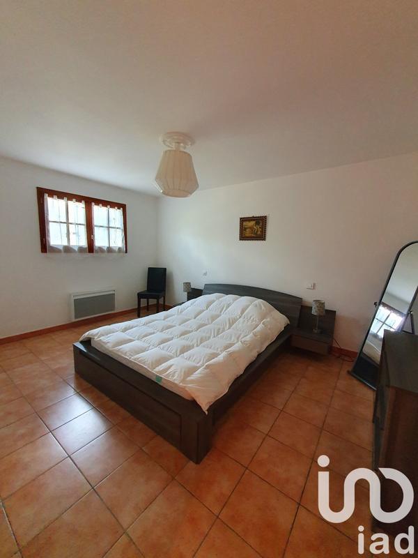 Maison - 198 m² - 8 pièces