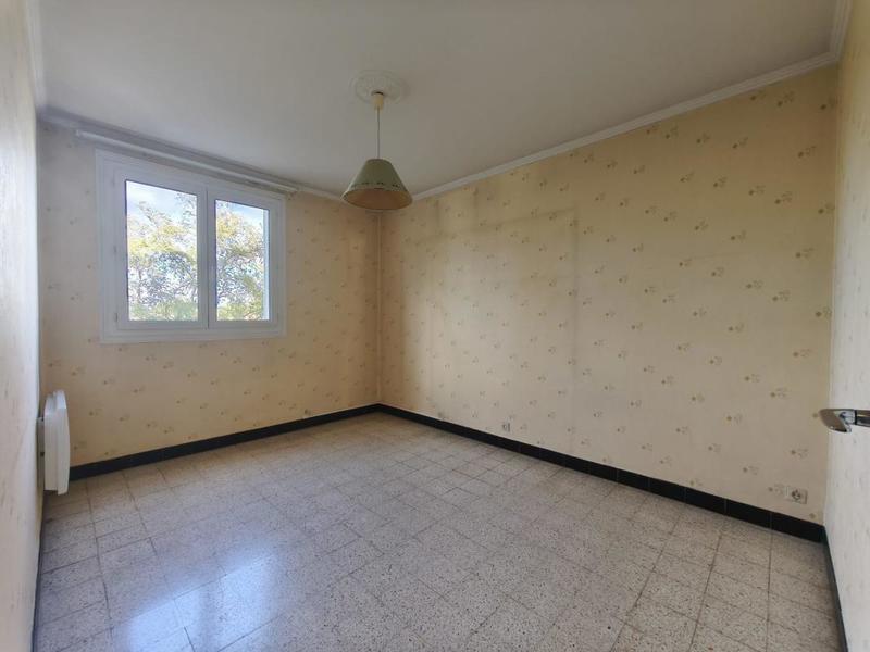 Appartement ancien - 70 m² - 4 pièces