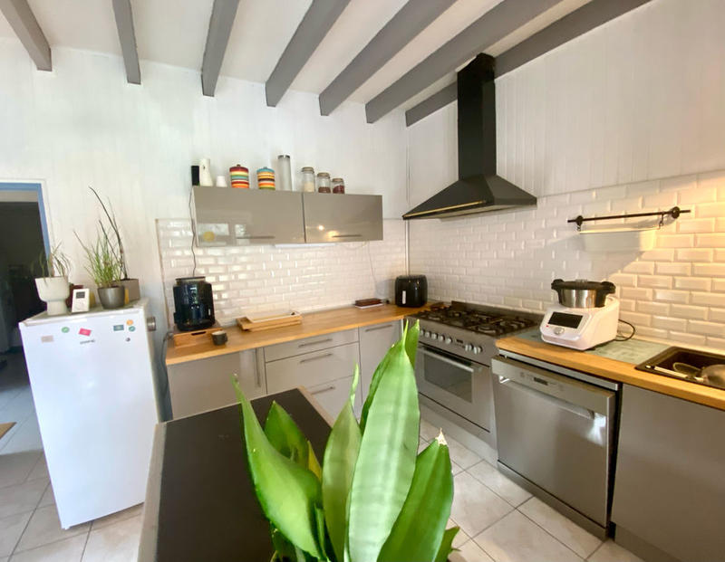 Maison - 180 m² - 7 pièces