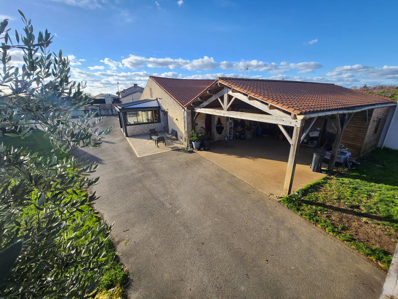 Maison - 177 m² - 7 pièces