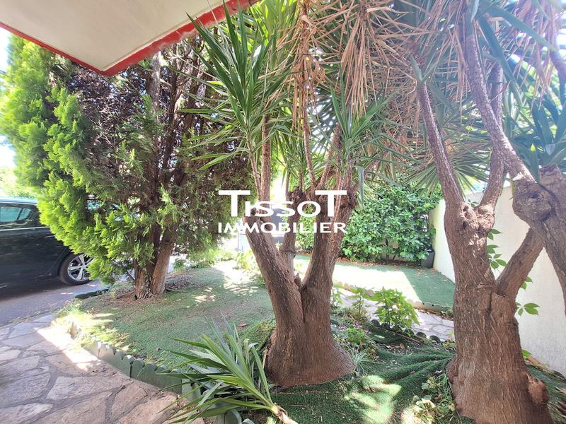 Villa - 300 m² - 10 pièces