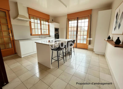 Maison - 100 m² - 6 pièces