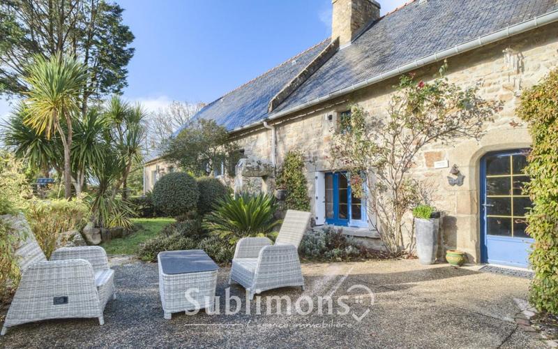 Propriété - 423 m² - 15 pièces