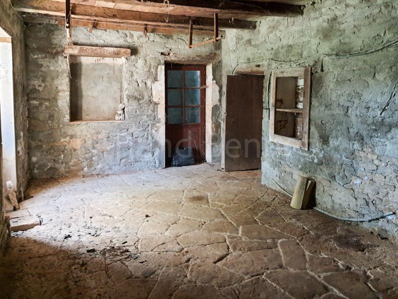 Maison en pierre - 177 m² - 7 pièces