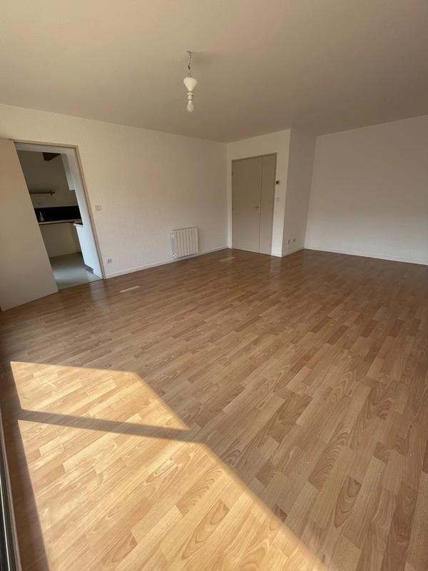 Appartement - 110 m² - 4 pièces