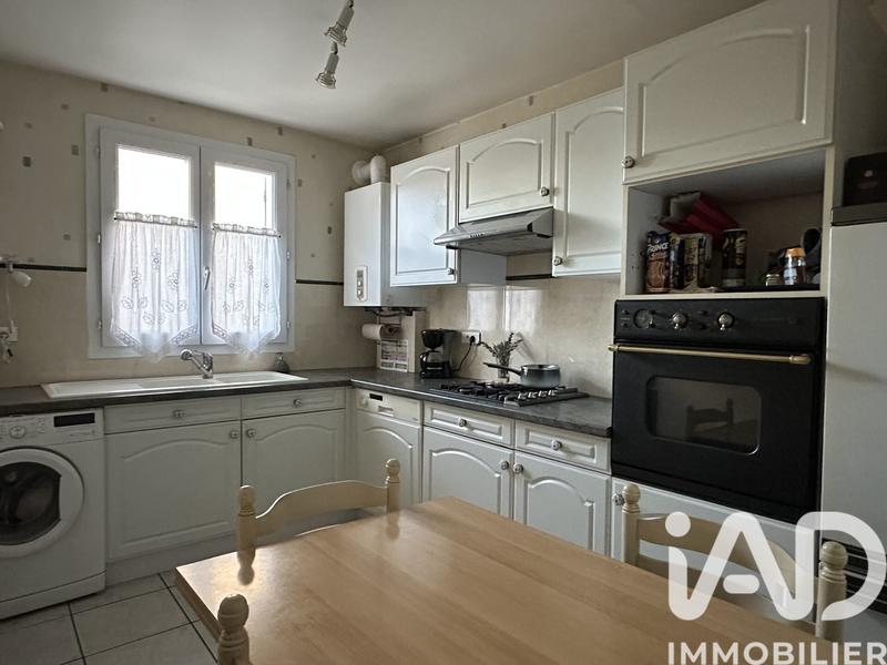 Maison - 96 m² - 6 pièces