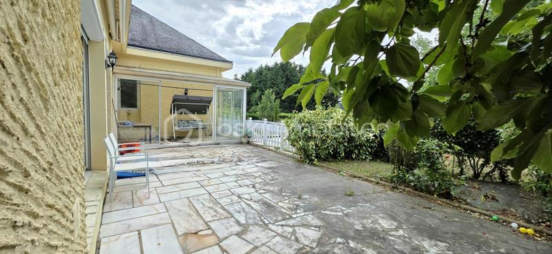 Maison - 263 m² - 10 pièces