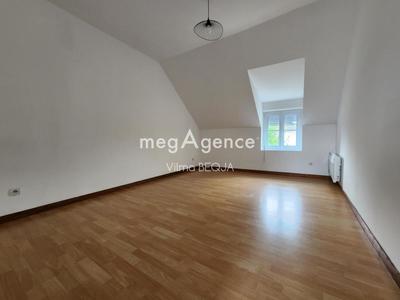 Maison - 98 m² - 4 pièces