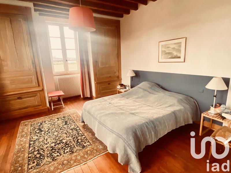 Maison - 412 m² - 10 pièces