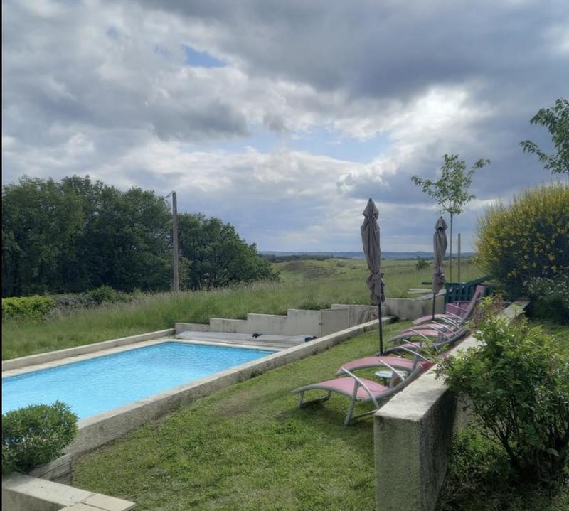 Maison - 162 m² - 8 pièces