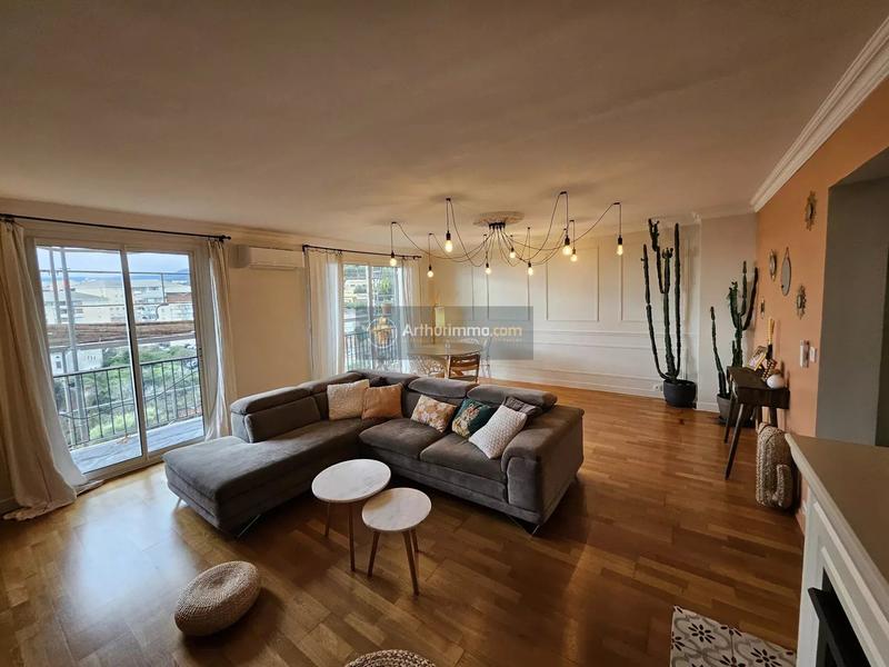 Appartement - 75 m² - 3 pièces