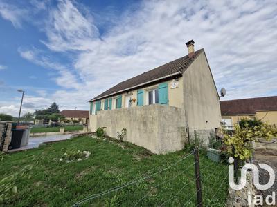 Maison de village - 87 m² - 4 pièces