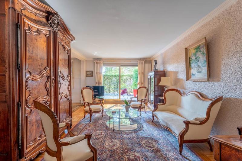 Appartement - 90 m² - 4 pièces