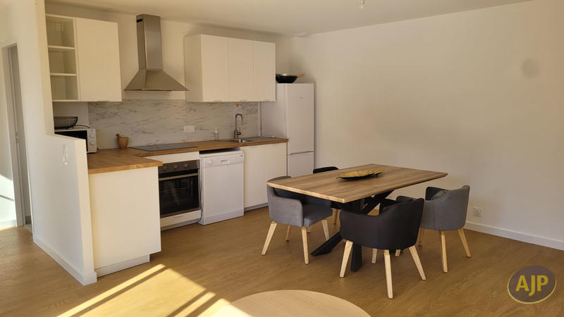 Maison - 66 m² - 3 pièces