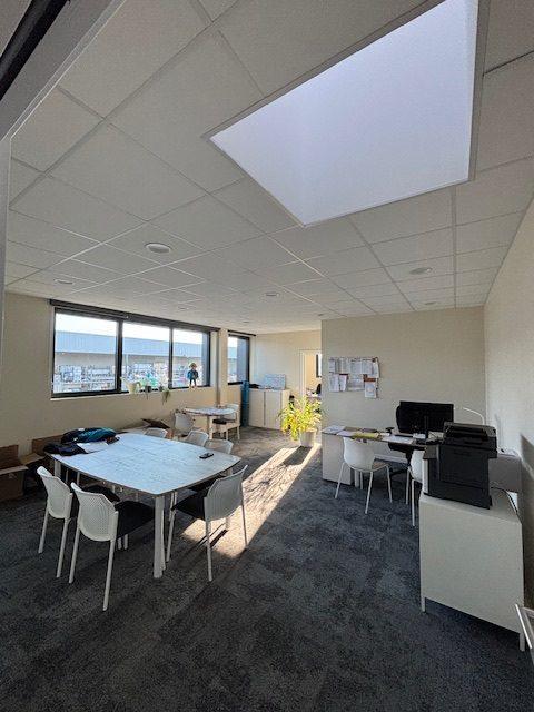 Bureau - 194 m² - 7 pièces