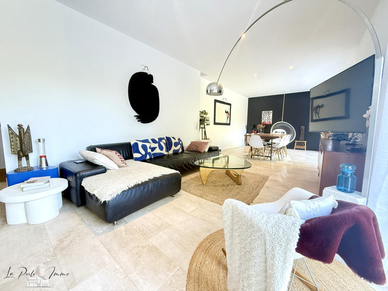 Mas - 210 m² - 5 pièces