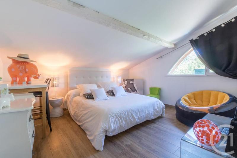 Maison - 158 m² - 6 pièces