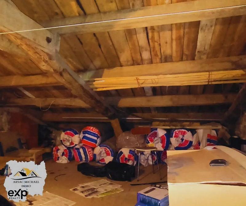 Maison traditionnelle - 110 m² - 5 pièces