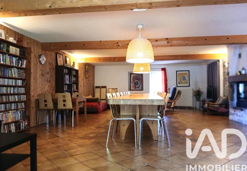 Appartement - 575 m² - 26 pièces