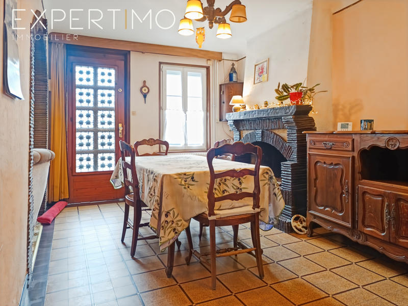 Maison - 96 m² - 6 pièces