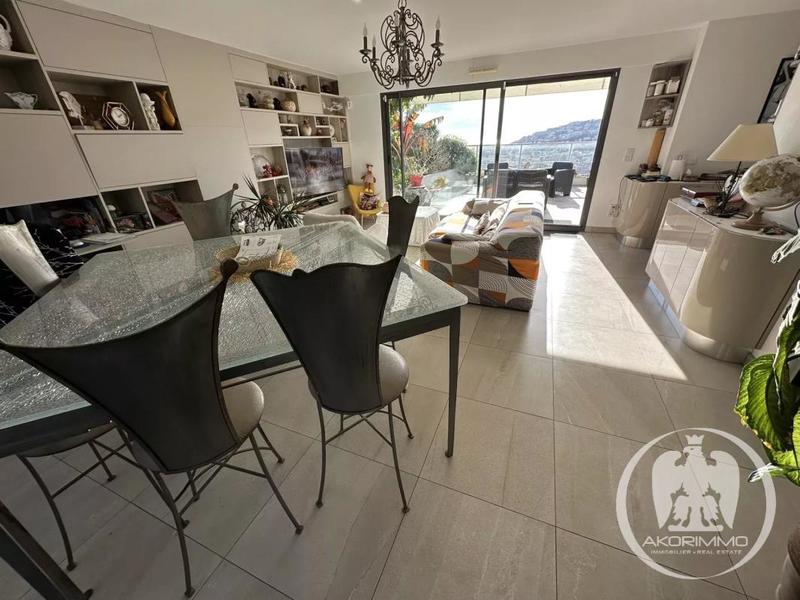 Appartement - 108 m² - 4 pièces