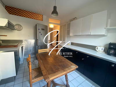 Appartement - 84 m² - 4 pièces