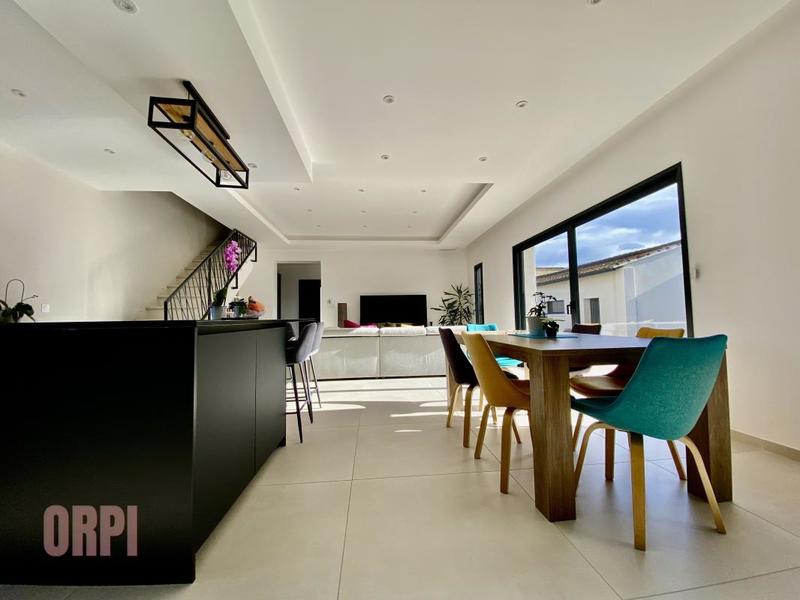 Villa - 150 m² - 5 pièces