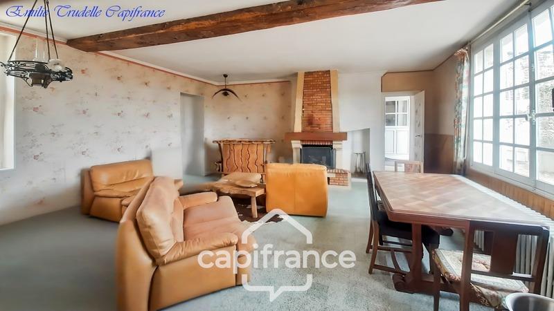 Maison - 208 m² - 8 pièces