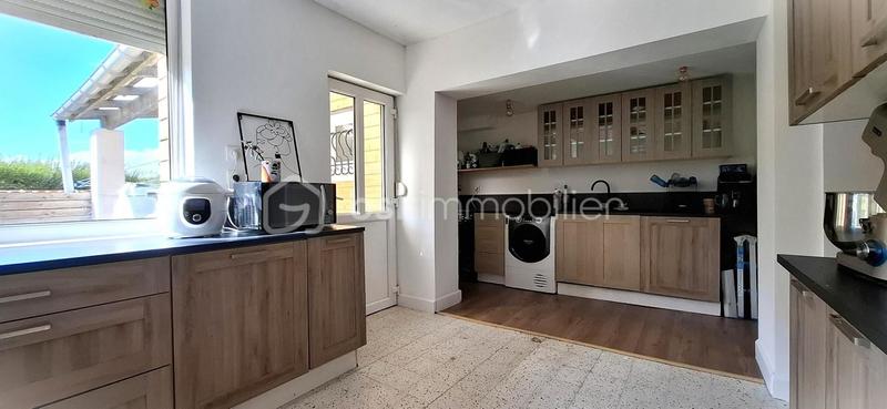 Maison - 136 m² - 5 pièces