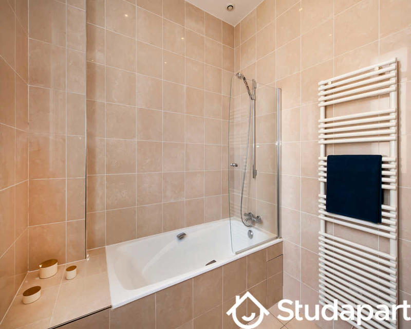 Chambre - 73 m² - 1 pièce