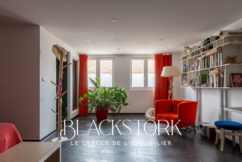 Appartement - 300 m² - 10 pièces