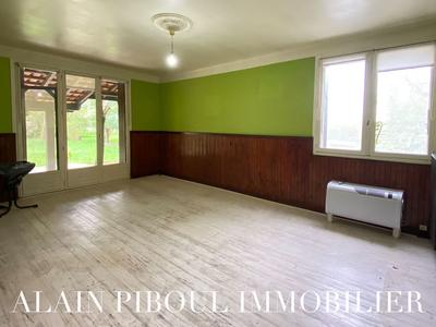 Maison traditionnelle - 90 m² - 4 pièces