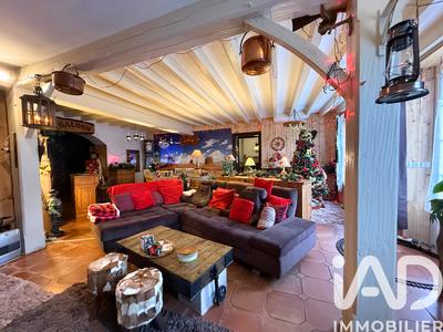 Maison de village - 265 m² - 8 pièces