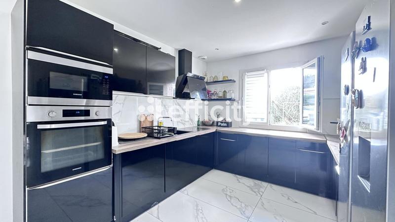 Pavillon - 110 m² - 4 pièces