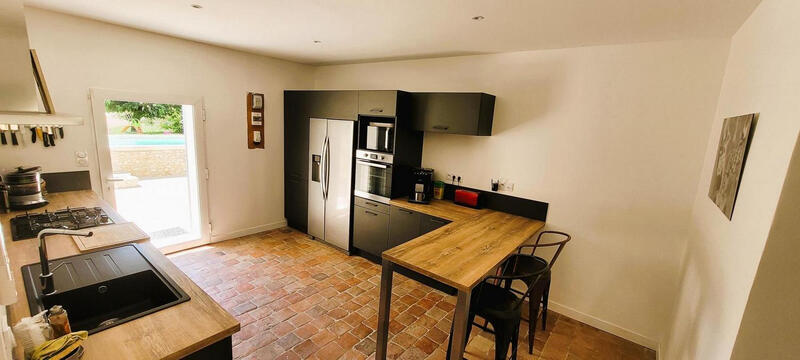 Maison - 203 m² - 7 pièces