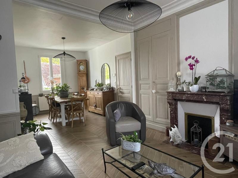 Maison - 85 m² - 4 pièces