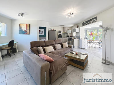 Villa - 111 m² - 6 pièces