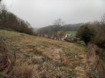 Terrain constructible - 910 m²