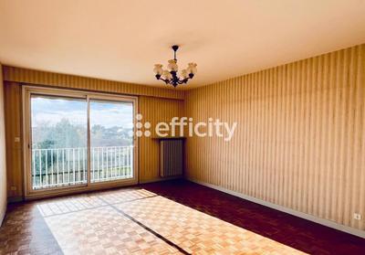 Appartement - 72 m² - 3 pièces