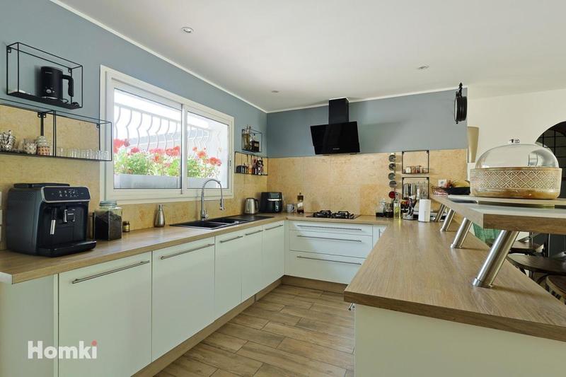 Maison - 140 m² - 4 pièces