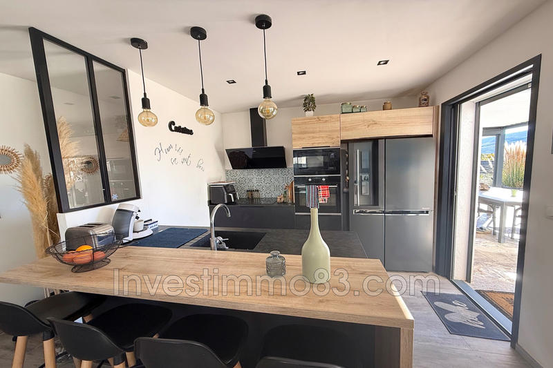 Maison - 130 m² - 4 pièces