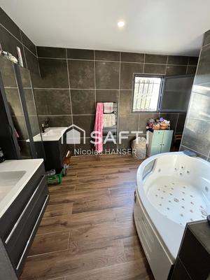 Maison - 110 m² - 4 pièces