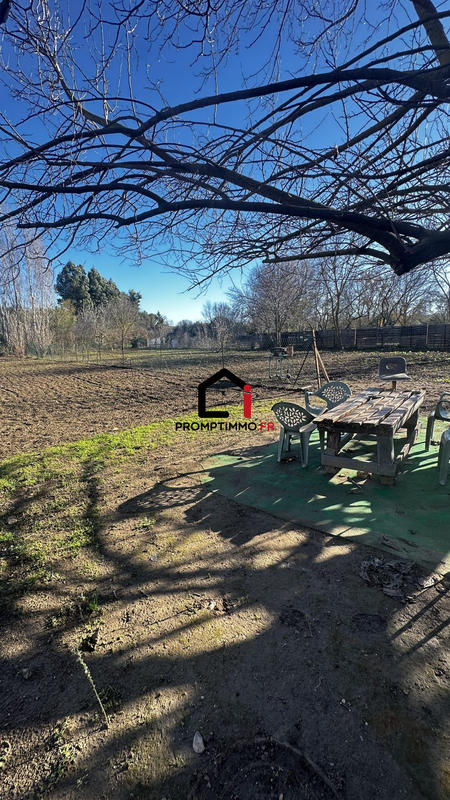 Terrain agricole - 2 352 m²