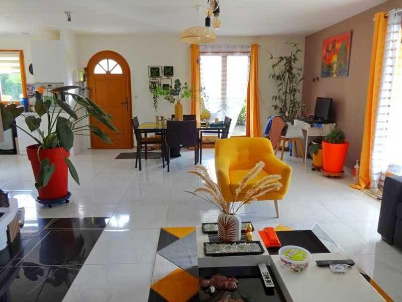 Maison - 98 m² - 5 pièces