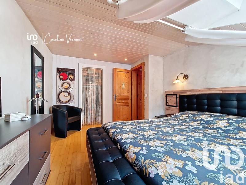 Maison de village - 181 m² - 7 pièces