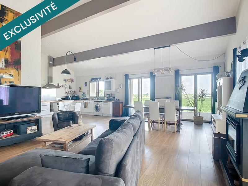 Maison - 209 m² - 9 pièces