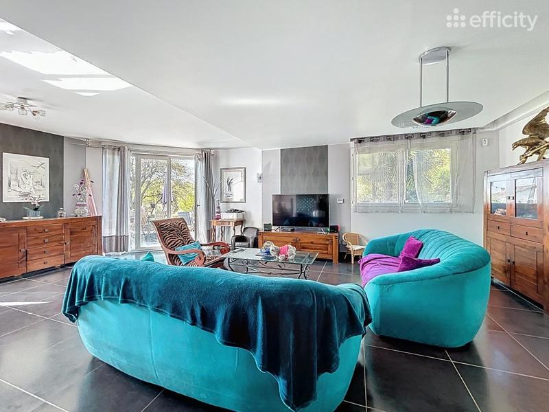 Maison - 139 m² - 4 pièces