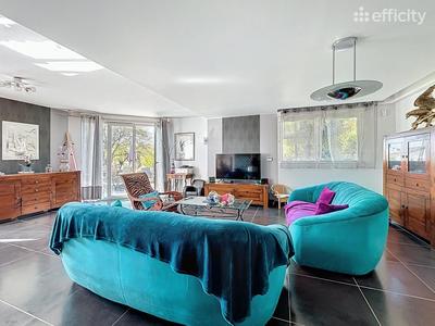 Maison - 139 m² - 4 pièces