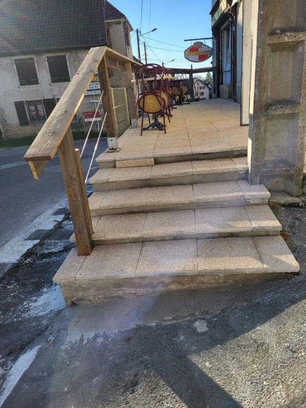 Maison de village - 446 m² - 10 pièces