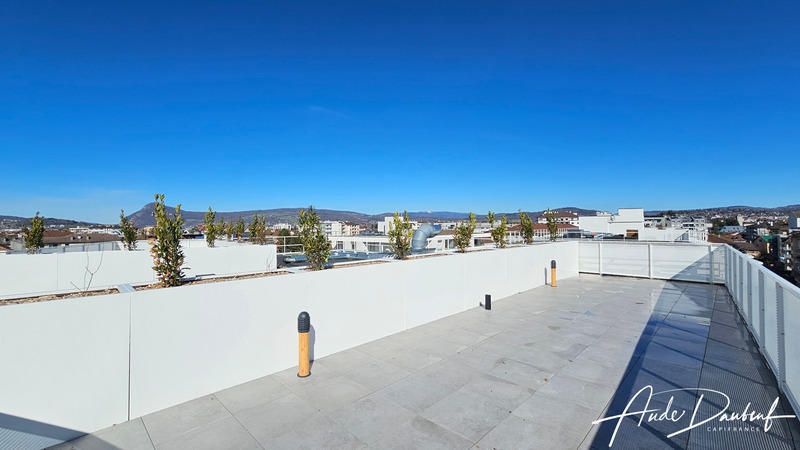 Appartement - 111 m² - 5 pièces